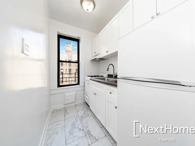 144-32 35th Ave #C54 — Photo 5