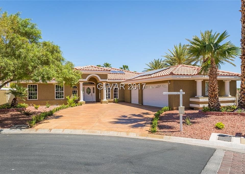 1st image of 8016 Secret Harbor Ct