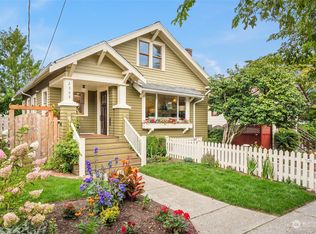 2368 N 52nd St, Seattle, WA 98103