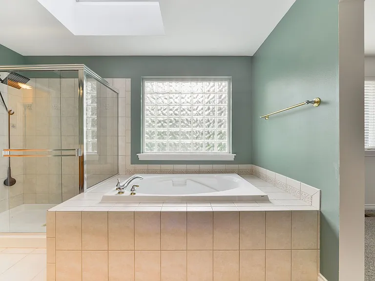 8428 NE 147th Pl — Photo 55