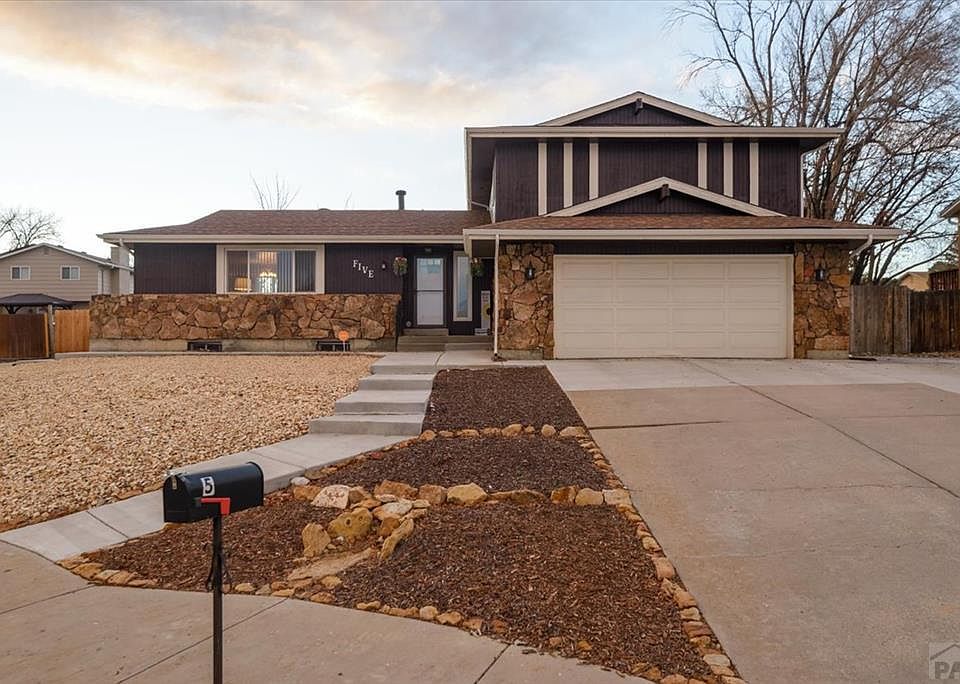 1st image of 5 Newpark Ln