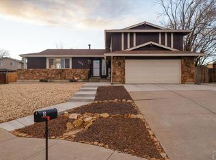 5 Newpark Ln, Pueblo, CO 81001