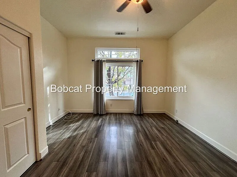 3 bed, 2.0 bath, 1775 sqft, $2,805 — Photo 3