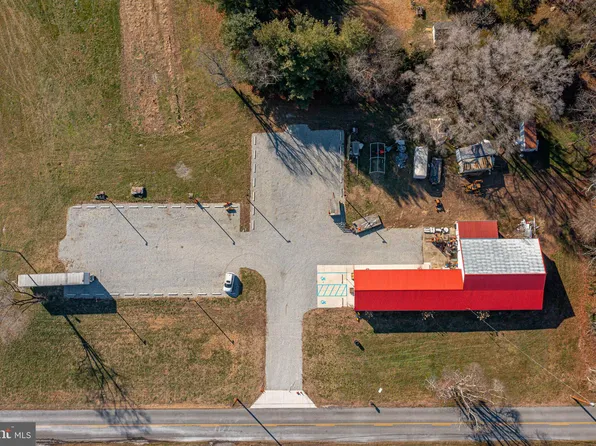 461 Three Bridge Rd, Newfield, NJ 08344