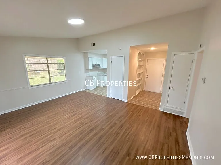 3724 Hillridge St — Photo 7