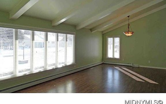4th image of 110 Patricia Ln