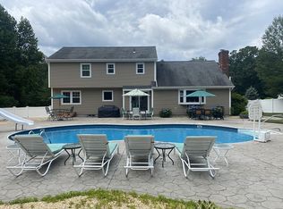 15 Cotton Tail Ln, Monroe, CT 06468