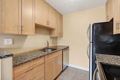 2nd image of 148 Breakwater Dr Unit 201