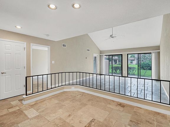 5th image of 5261 Myrtle Wood #31