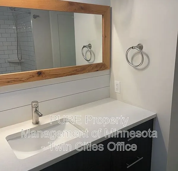1390 Granada Trl N — Photo 10