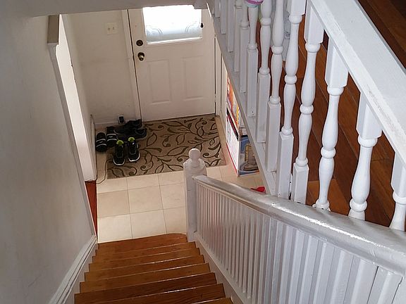 4th image of 11207 Rockaway Beach Blvd
