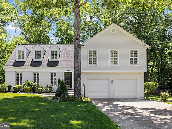 2nd image of 406 Honeywood Ct
