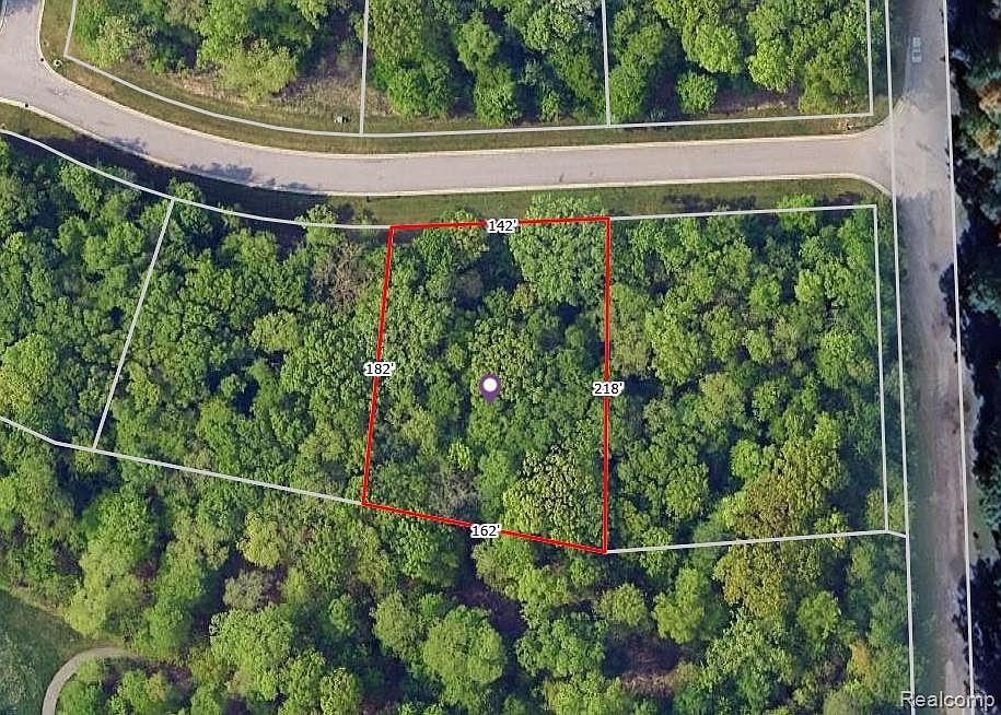 665 Kings Fairway Ln