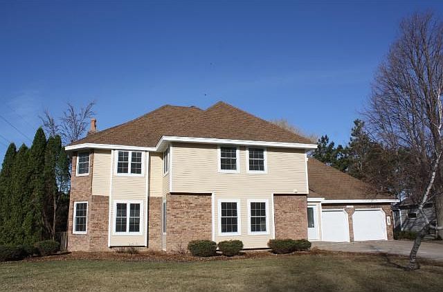 1522 Colleen Ave - Feature Sheet.pdf