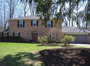 270 Kimbary Dr, Dayton, OH 45458