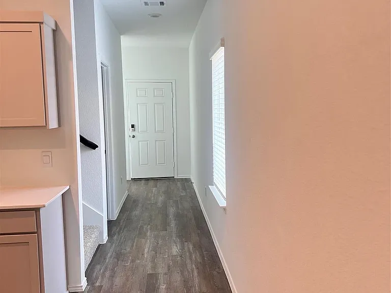 522 Belle Springs Ln — Photo 18