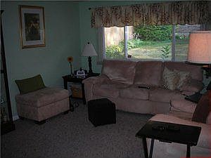 2nd image of 309 North St APT 27
