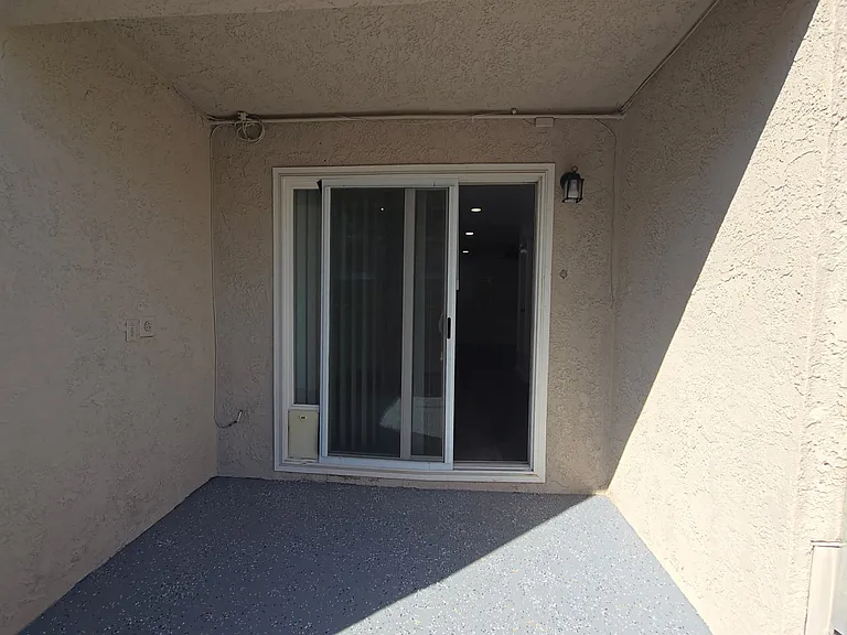 Cahuilla St — Photo 15