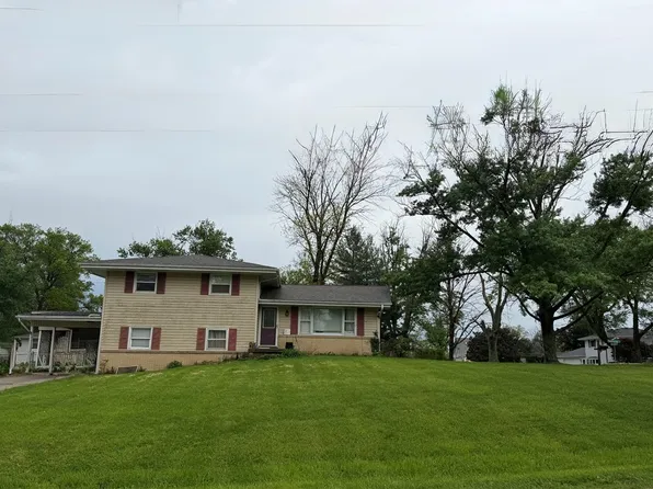 965 Crestview Ct, Mt Zion, IL 62549