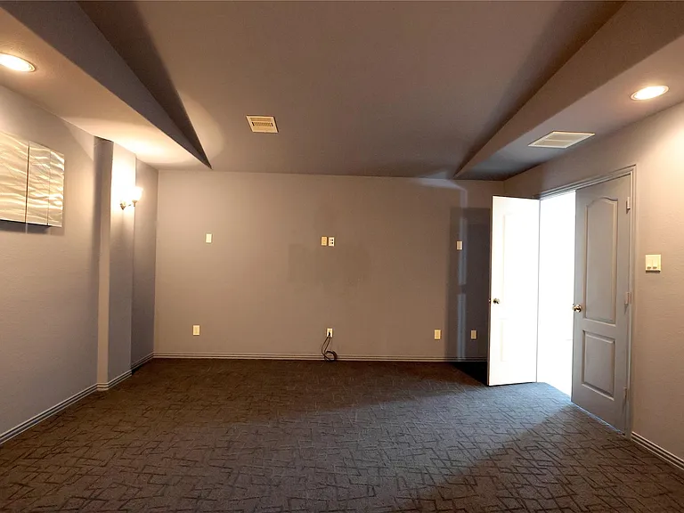 24322 Bella Florence Dr — Photo 16