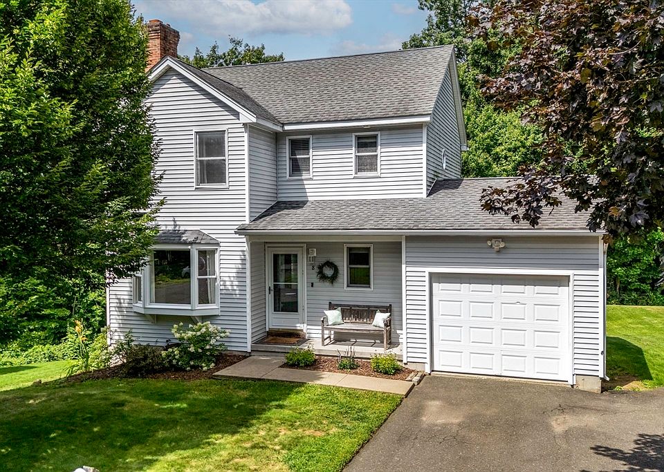 1st image of 8 Cobb Ln