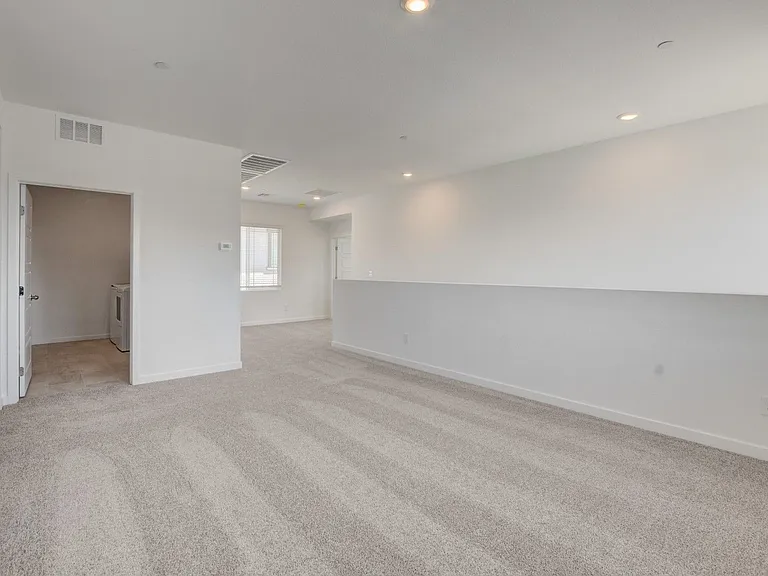 345 Isla Enclave Way — Photo 57