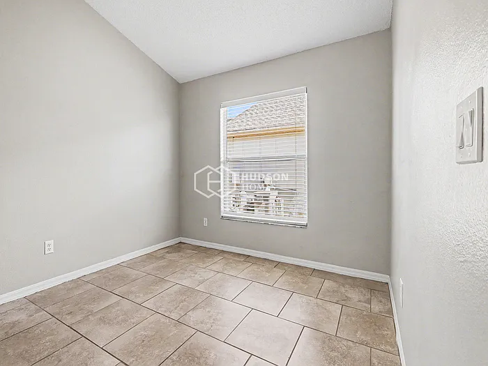 1555 Indian Oaks Trl — Photo 20