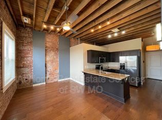 412 South Ave #201, Springfield, MO 65806