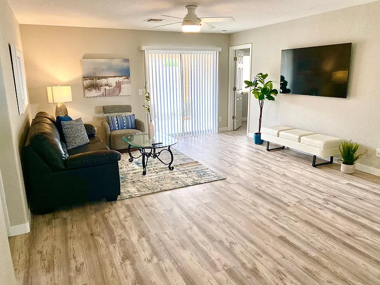 3757 Hollister Dr — Photo 11