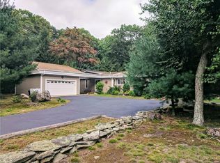 82 Wilbur Rd, Lincoln, RI 02865