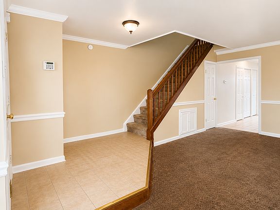5th image of 2931 Leta Ct