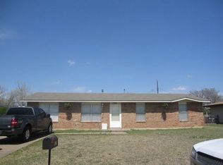 1805 SE 13th St, Mineral Wells, TX 76067