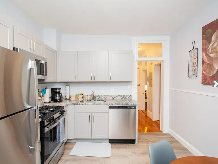 636 Washington St #5 — Photo 4