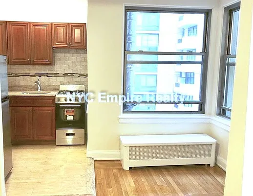 Rented by NYC Empire Realty Inc | media 15
