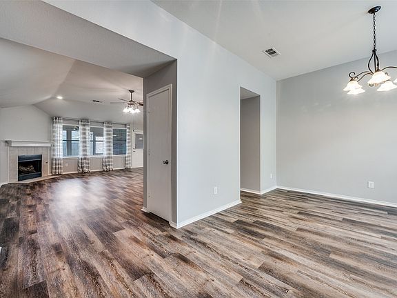 4th image of 1277 Stone Ln