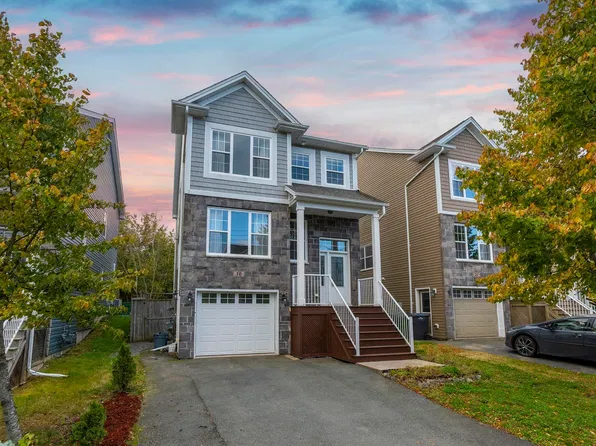 16 Lowther Ln, Bedford, NS B4B 0L6