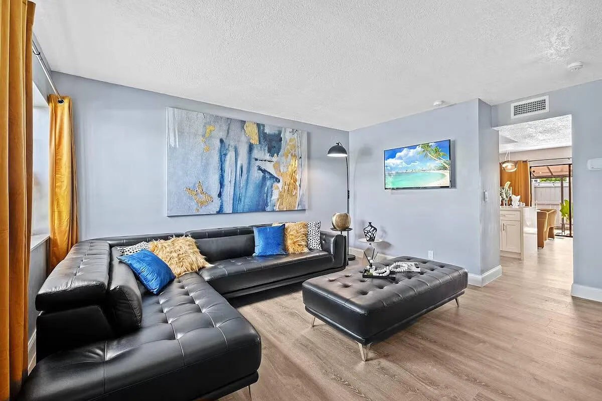 2 bed, 1.5 bath, 1086 sqft, $2,500 — Photo 4