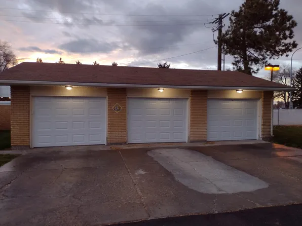 875 1st St, Idaho Falls, ID 83401