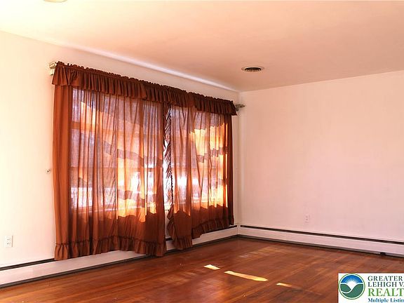 3rd image of 2465 Jacksonville Rd