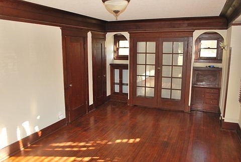 3rd image of 366 Carroll Park E APT A