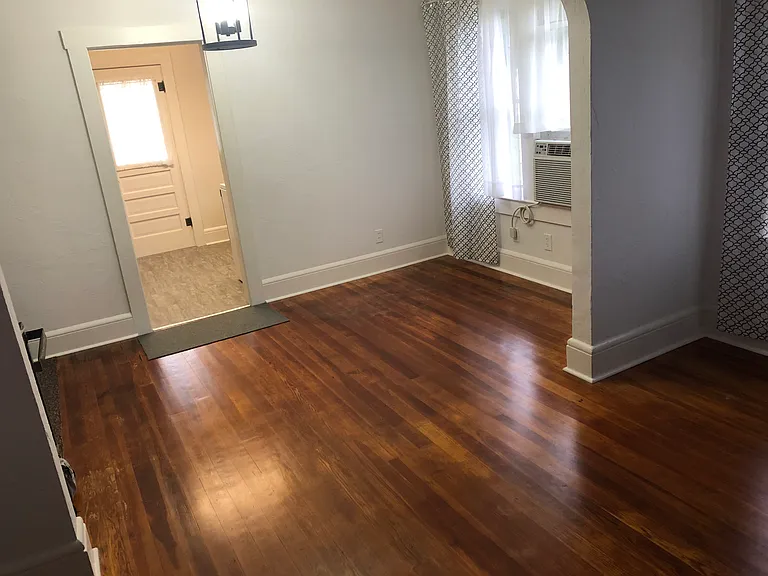 716 Davis St — Photo 9