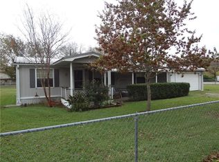 101 N Commerce St, Savoy, TX 75479