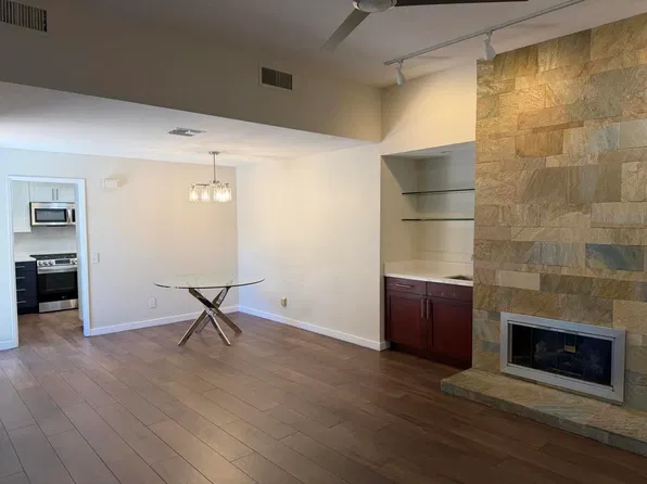 4881 S Winners Cir #B, Palm Springs, CA 92264