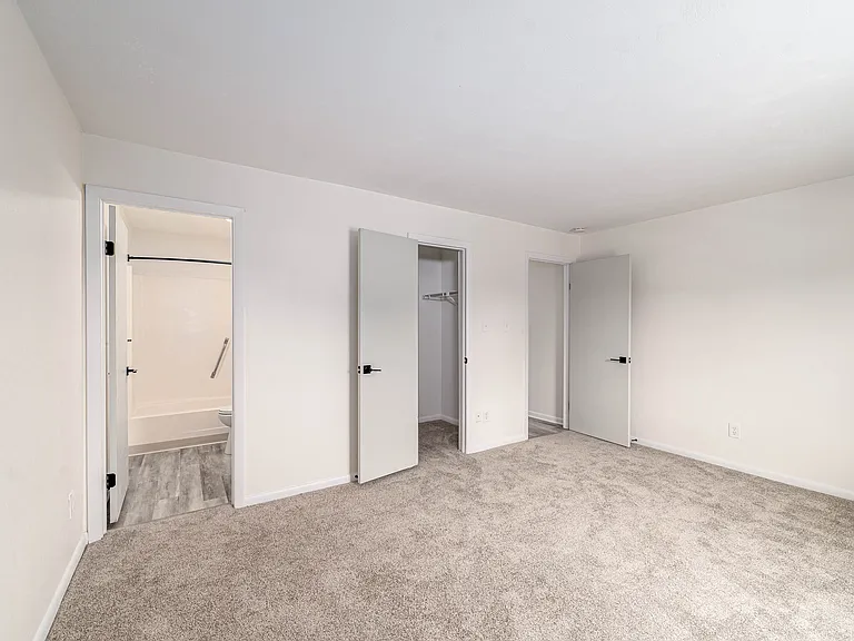 1837 E Ocean View Ave — Photo 12