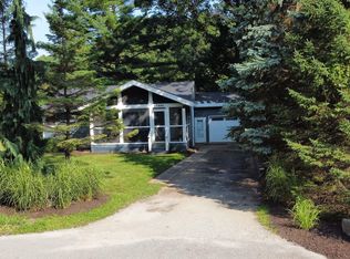 16750 Lakeshore Rd, Union Pier, MI 49129
