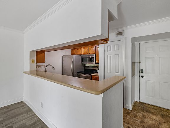 5th image of 3315 Wyndham Cir APT 2234