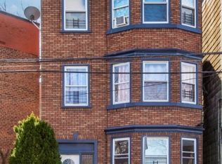 210 6th Ave W, Newark, NJ 07107