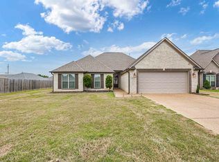 210 Abraham Dr, Jackson, TN 38305