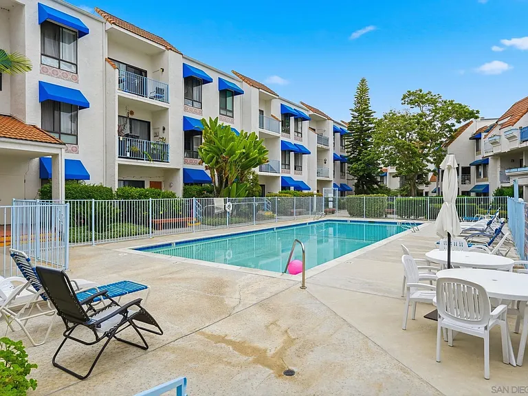 8320 Regents Rd #1-I — Photo 23