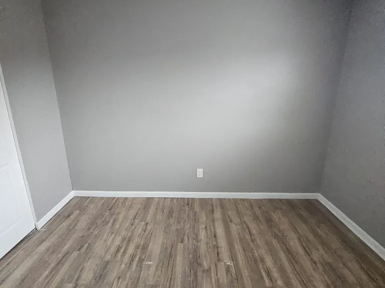 619 Root Rd — Photo 19